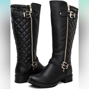NWT black boots